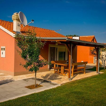 Vacation House Radosic Radosic  Zewnętrze zdjęcie
