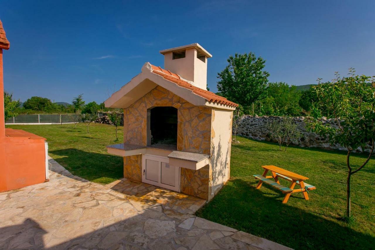 Vacation House Radosic Radosic  Zewnętrze zdjęcie